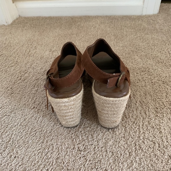 Cute Wedges! - Picture 2 of 4